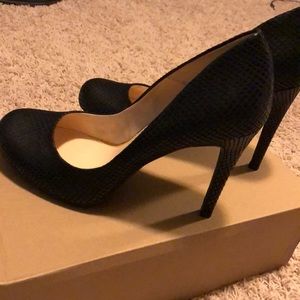 Size 7.5 Jessica Simpson heels